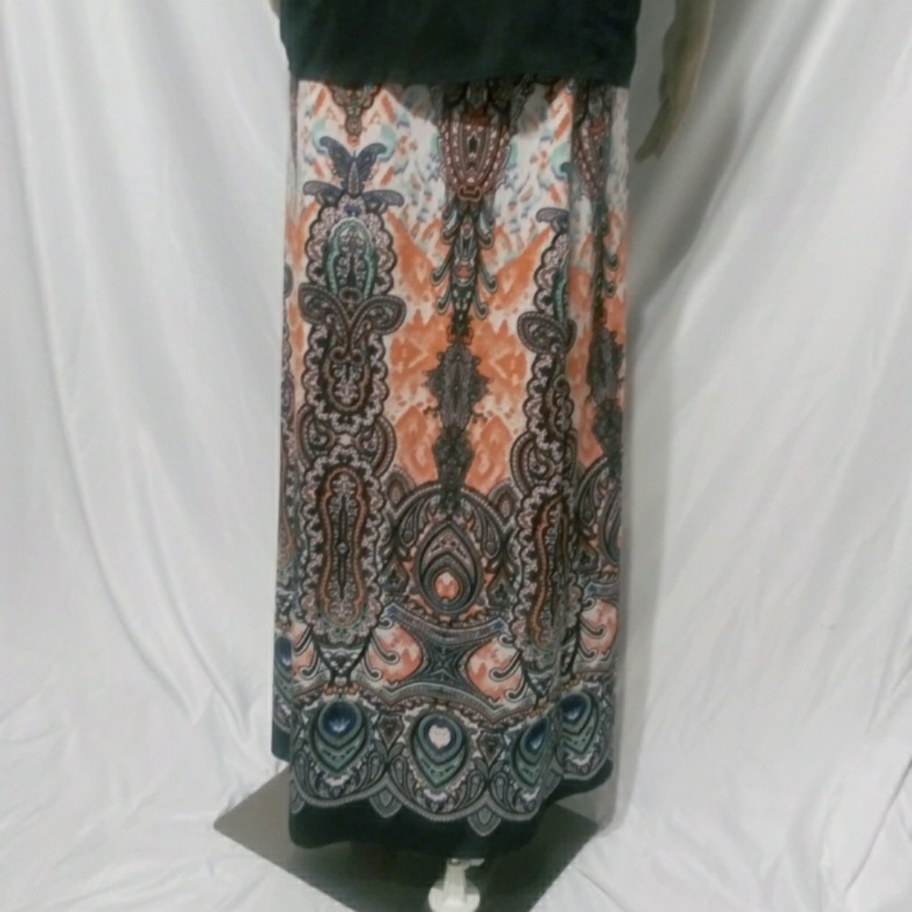 📣All Womens Clothing is on sale!